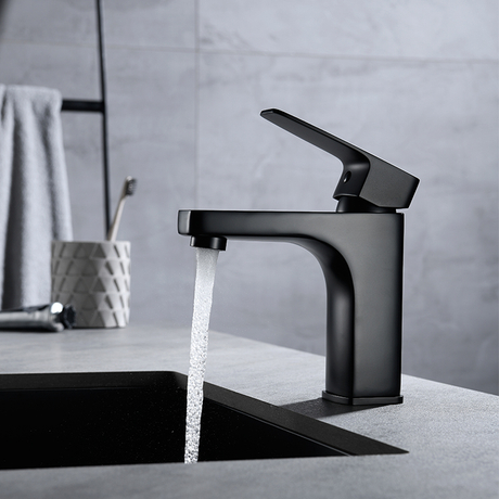 Gran oferta de Amazon, grifo de lavabo negro mate con un solo orificio para montaje en cubierta, grifo para lavabo