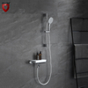 China Sanitarios Montado en la pared Cuarto de baño Cromo Juego de mezclador de grifo de ducha termostático